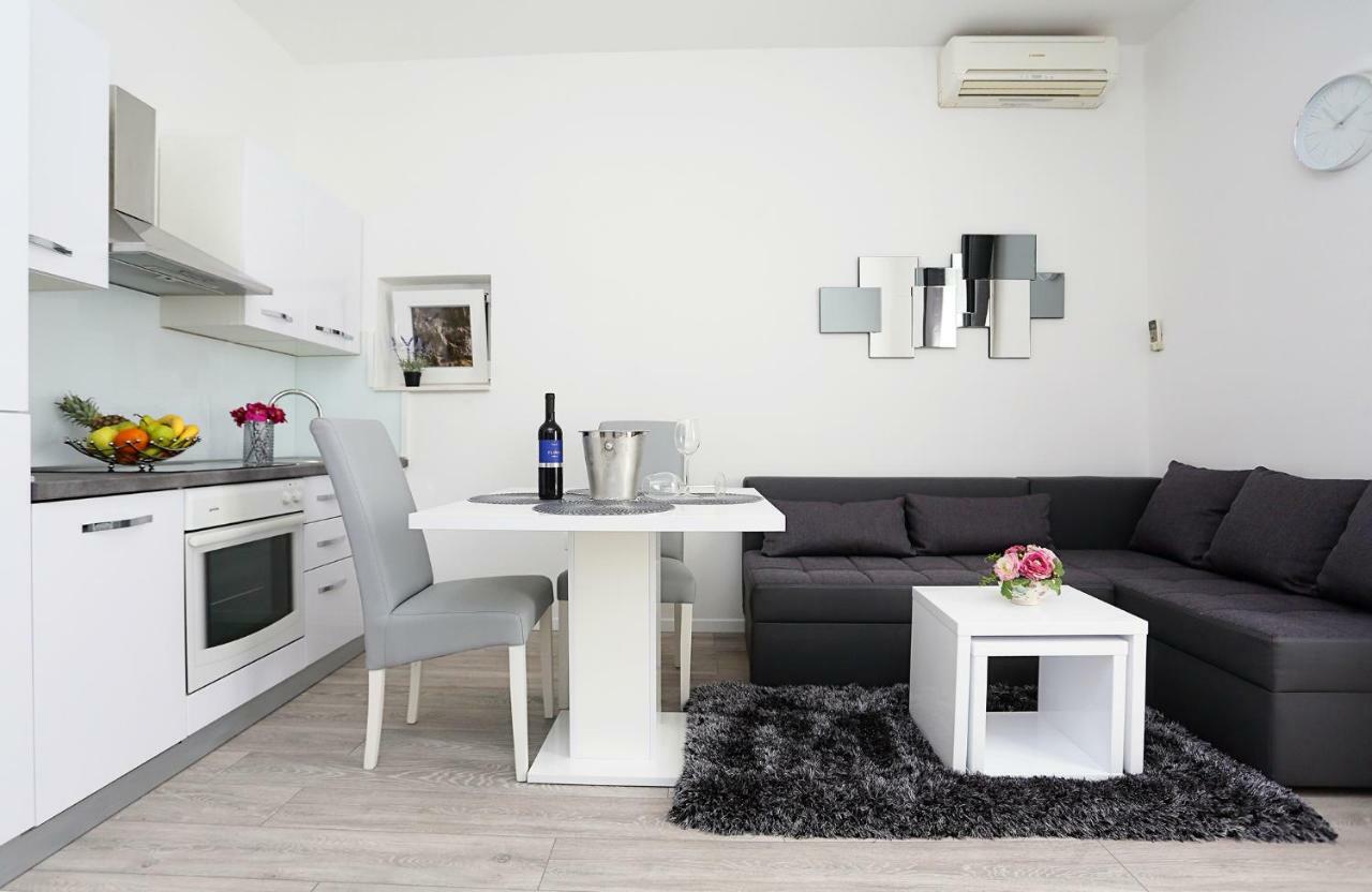 Apartman Marinela สปลิท ภายนอก รูปภาพ