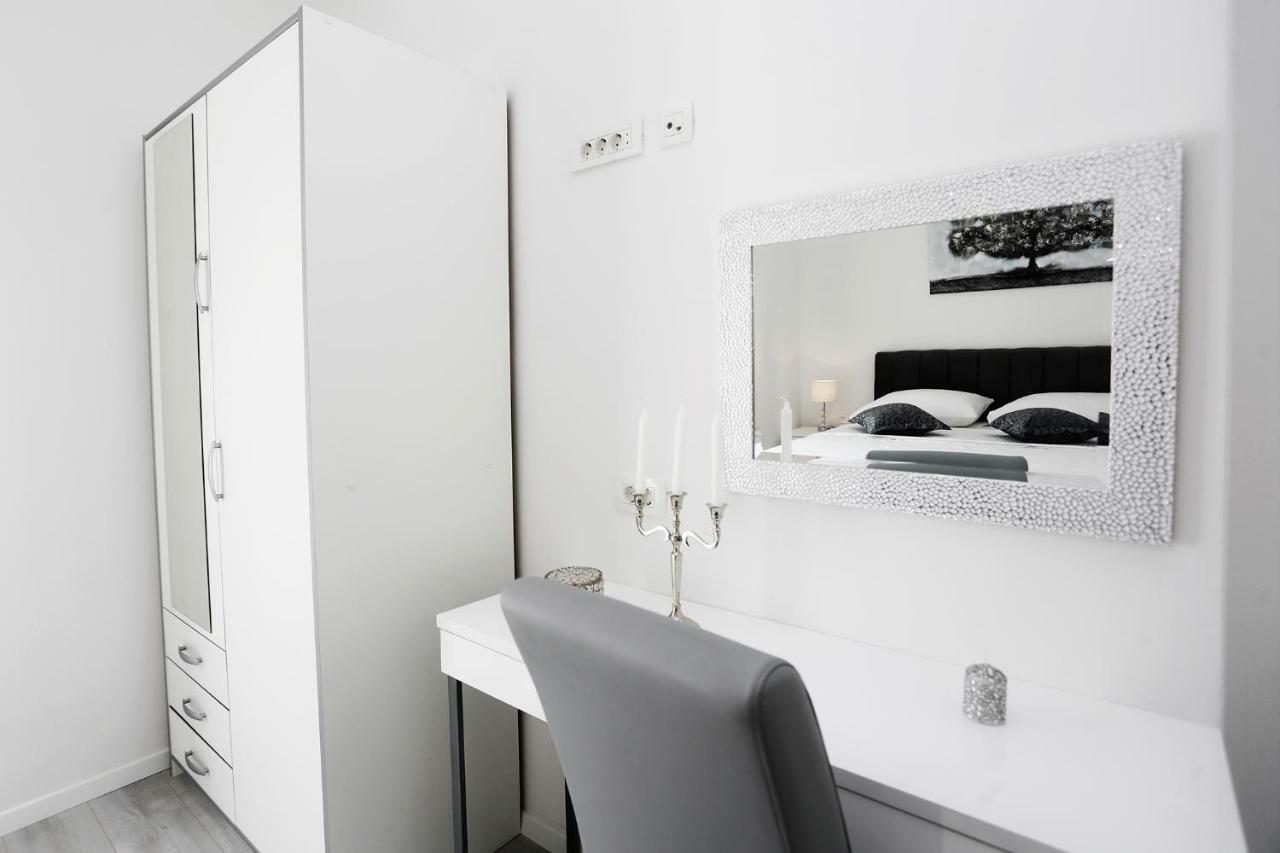 Apartman Marinela สปลิท ภายนอก รูปภาพ