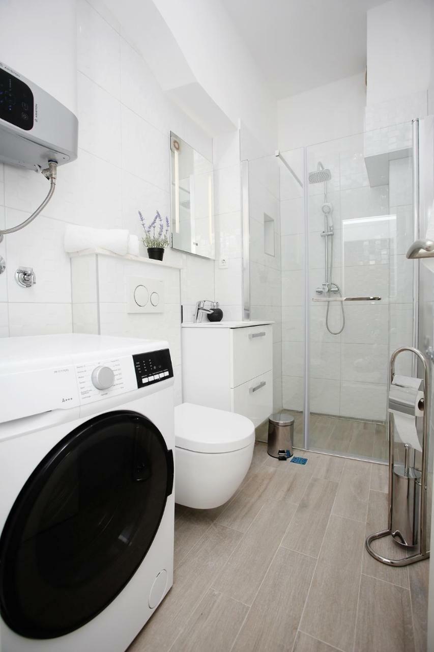 Apartman Marinela สปลิท ภายนอก รูปภาพ